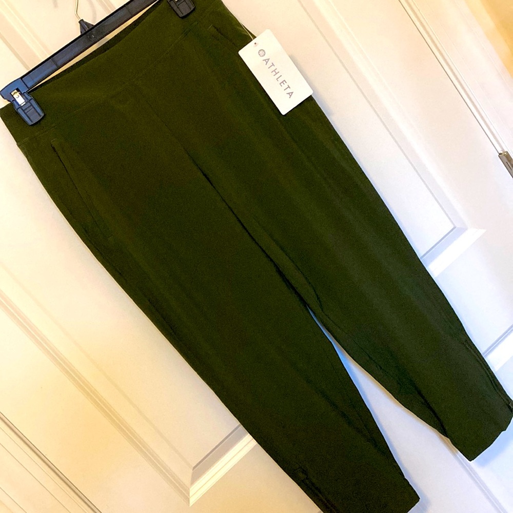 NWT Athleta Brooklyn Heights Jogger. Aspen olive. Size 2 petite.